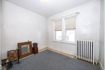 5226 W Wolfram Street, Chicago, IL 60641 - Photo 18