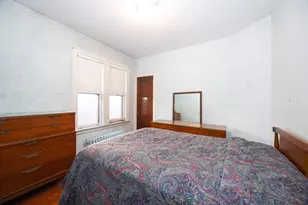 5226 W Wolfram St, Chicago, IL 60641 - Photo 16