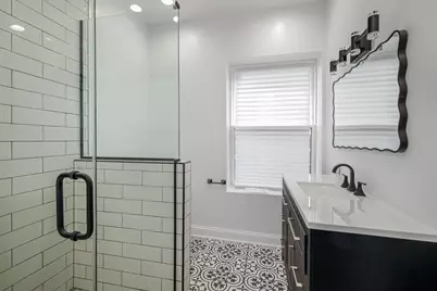 6845 S Saint Lawrence Avenue, Chicago, IL 60637 - Photo 10