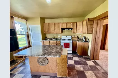 400 N School Street, Atkinson, IL 61235 - Photo 10