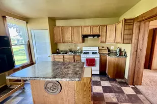 400 N School St, Atkinson, IL 61235 - Photo 10