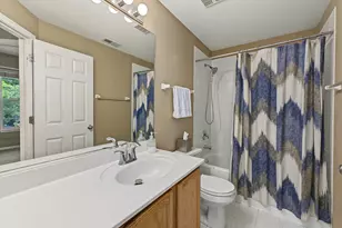 2410 Georgetown Cir, Aurora, IL 60503 - Photo 24
