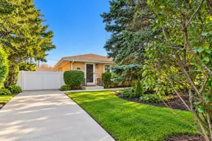1507 Oakton St, Park Ridge, IL 60068 - Photo 2