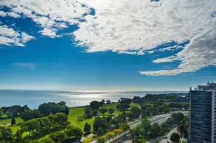 4170 N Marine Dr, Chicago, IL 60613 - Photo 4