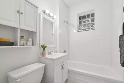 2314 W Byron Street #1, Chicago, IL 60618 - Photo 10