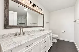 437 W Division St, Chicago, IL 60610 - Photo 10