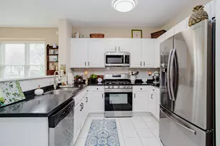 314 Berkshire Dr, Lake Villa, IL 60046 - Photo 8