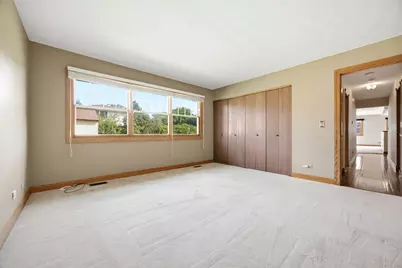 2122 Sherborn Lane, Schaumburg, IL 60193 - Photo 18