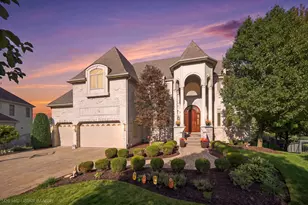 3131 Kewanee Ln, Naperville, IL 60564 - Photo 2