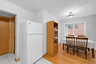 6043 N Northwest Hwy, Chicago, IL 60631 - Photo 10