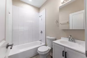 3031 W Warren Blvd, Chicago, IL 60612 - Photo 12