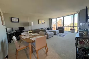 2650 N Lakeview Ave, Chicago, IL 60614 - Photo 6