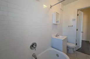5417 N Kenmore Ave, Chicago, IL 60640 - Photo 18