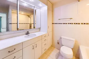 4170 N Marine Dr, Chicago, IL 60613 - Photo 40