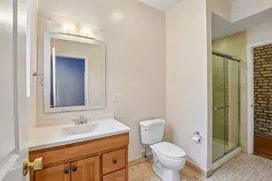 4942 N Spaulding Ave, Chicago, IL 60625 - Photo 14