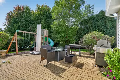 18767 W Chatham Way, Lake Villa, IL 60046 - Photo 4
