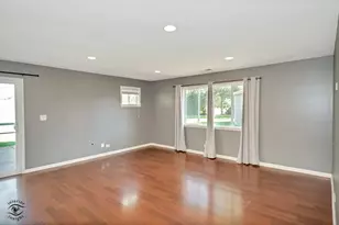 8600 169th St, Orland Park, IL 60462 - Photo 4
