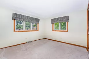 642 Country Ln, Beecher, IL 60401 - Photo 24