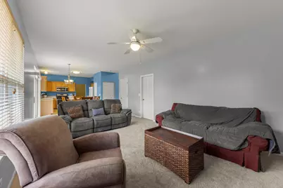 253 Carlton Mews Court, Sugar Grove, IL 60554 - Photo 8