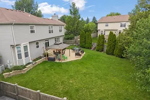253 Carlton Mews Ct, Sugar Grove, IL 60554 - Photo 28
