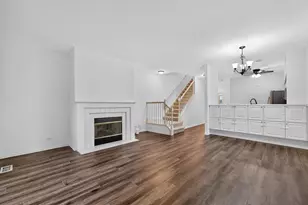 170 Sierra Pass Dr, Schaumburg, IL 60194 - Photo 8