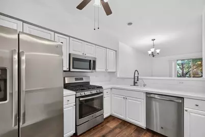 170 Sierra Pass Drive, Schaumburg, IL 60194 - Photo 6