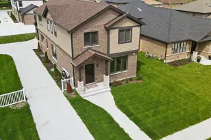 7948 W 74th St, Bridgeview, IL 60455 - Photo 2