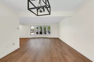 15606 Hollyhock Ct, Orland Park, IL 60462 - Photo 8