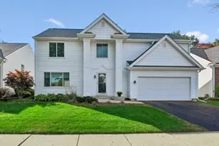 290 Rock Hall Ct, Grayslake, IL 60030 - Photo 1