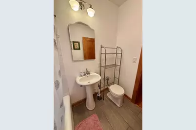 6759 N Artesian Avenue #2G, Chicago, IL 60645 - Photo 10