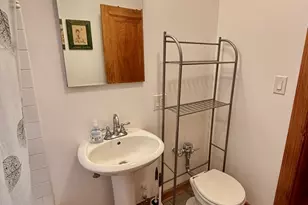 6759 N Artesian Ave, Chicago, IL 60645 - Photo 10