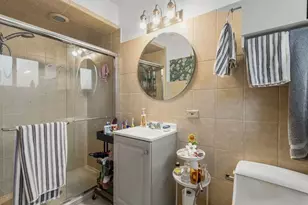 2501 N Mont Clare Ave, Chicago, IL 60707 - Photo 8