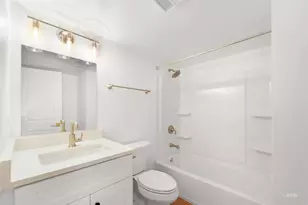 226 S Rush St, Itasca, IL 60143 - Photo 10