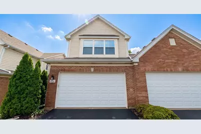 8424 Dawn Lane, Darien, IL 60561 - Photo 2