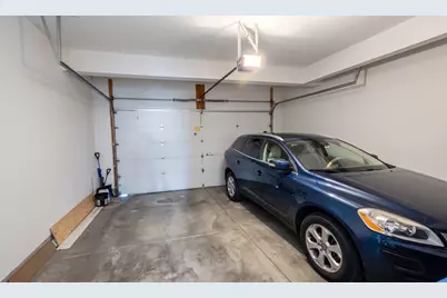 8424 Dawn Lane, Darien, IL 60561 - Photo 24