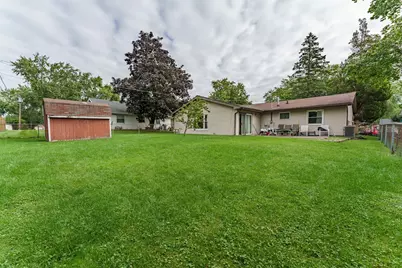 7870 Asbury Circle, Hanover Park, IL 60133 - Photo 22