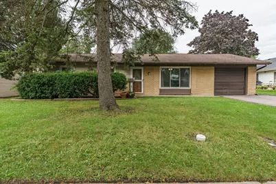 7870 Asbury Circle, Hanover Park, IL 60133 - Photo 2