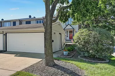 216 Pinewood Lane, Bloomingdale, IL 60108 - Photo 1