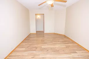 2741 Harbor Dr, Joliet, IL 60431 - Photo 16