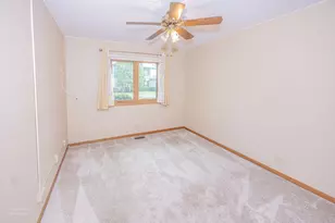 2741 Harbor Dr, Joliet, IL 60431 - Photo 22