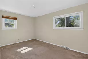 7714 Brookhaven Ave, Darien, IL 60561 - Photo 10