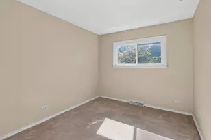 7714 Brookhaven Ave, Darien, IL 60561 - Photo 12