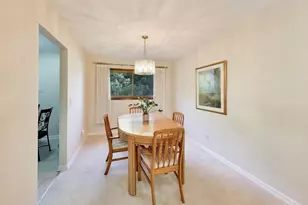 1411 E Wilson Ave, Wheaton, IL 60189 - Photo 10
