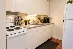7337 S South Shore Dr, Chicago, IL 60649 - Photo 6