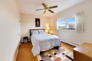 6040 N Troy St, Chicago, IL 60659 - Photo 18