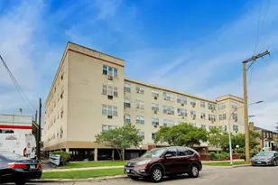 6040 N Troy St, Chicago, IL 60659 - Photo 1