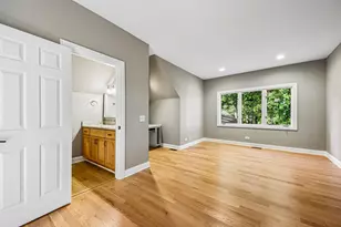[Address not provided], Libertyville, IL 60048 - Photo 32