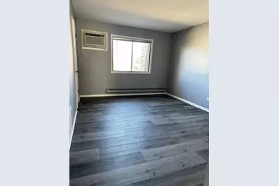 190 S Waters Edge Drive #302, Glendale Heights, IL 60139 - Photo 8