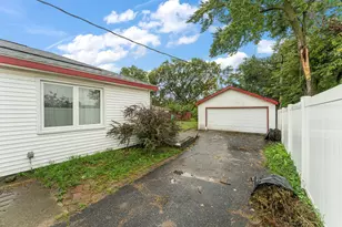 135 Laura Ln, Thornton, IL 60476 - Photo 26