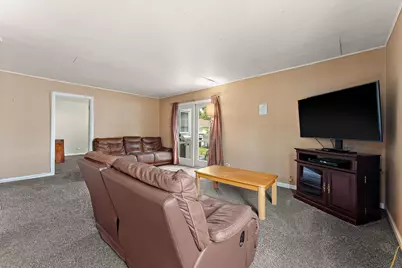 135 Laura Lane, Thornton, IL 60476 - Photo 12